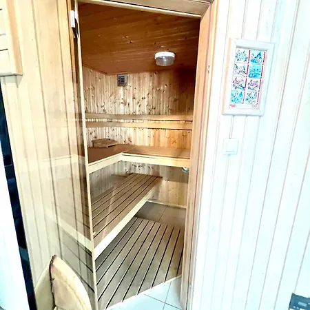 Ku Sloncu - Rozewie Z Widokiem Na Morze! Basen, Sauna, Plac Zabaw, Zaledwie 200 M Od Zejscia Na Plaze * Jastrzębia Góra